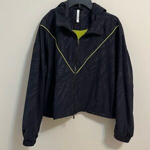 Fabletics jacket women’s medium black green hooded pattern zipper lightweight